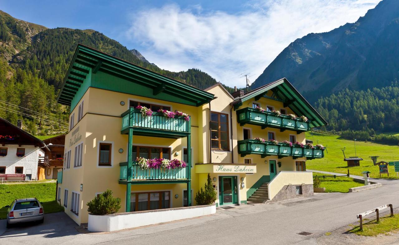 Ferienwohnungen Haus Daheim Längenfeld Exteriör bild