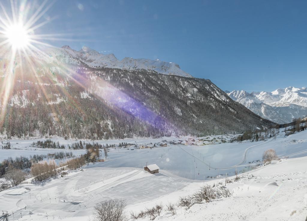 Ferienwohnungen Haus Daheim Längenfeld Exteriör bild