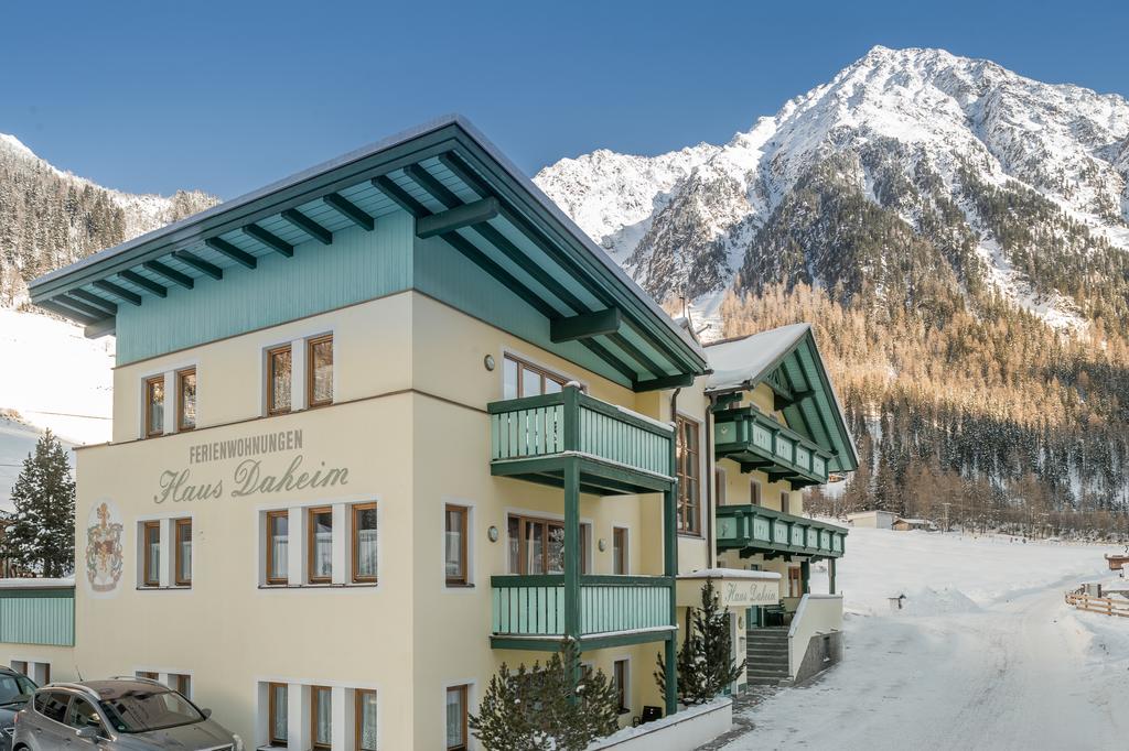 Ferienwohnungen Haus Daheim Längenfeld Exteriör bild