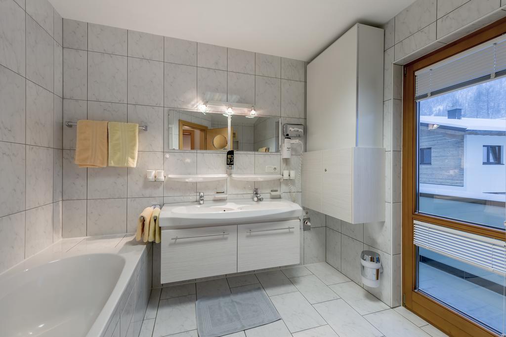 Ferienwohnungen Haus Daheim Längenfeld Exteriör bild