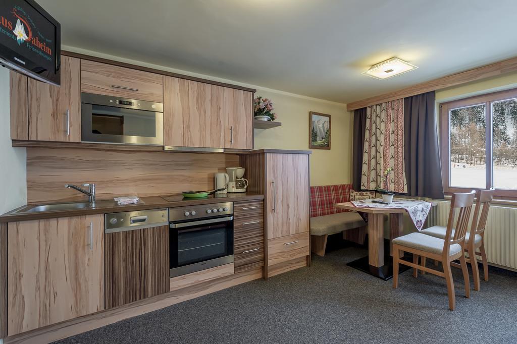 Ferienwohnungen Haus Daheim Längenfeld Exteriör bild